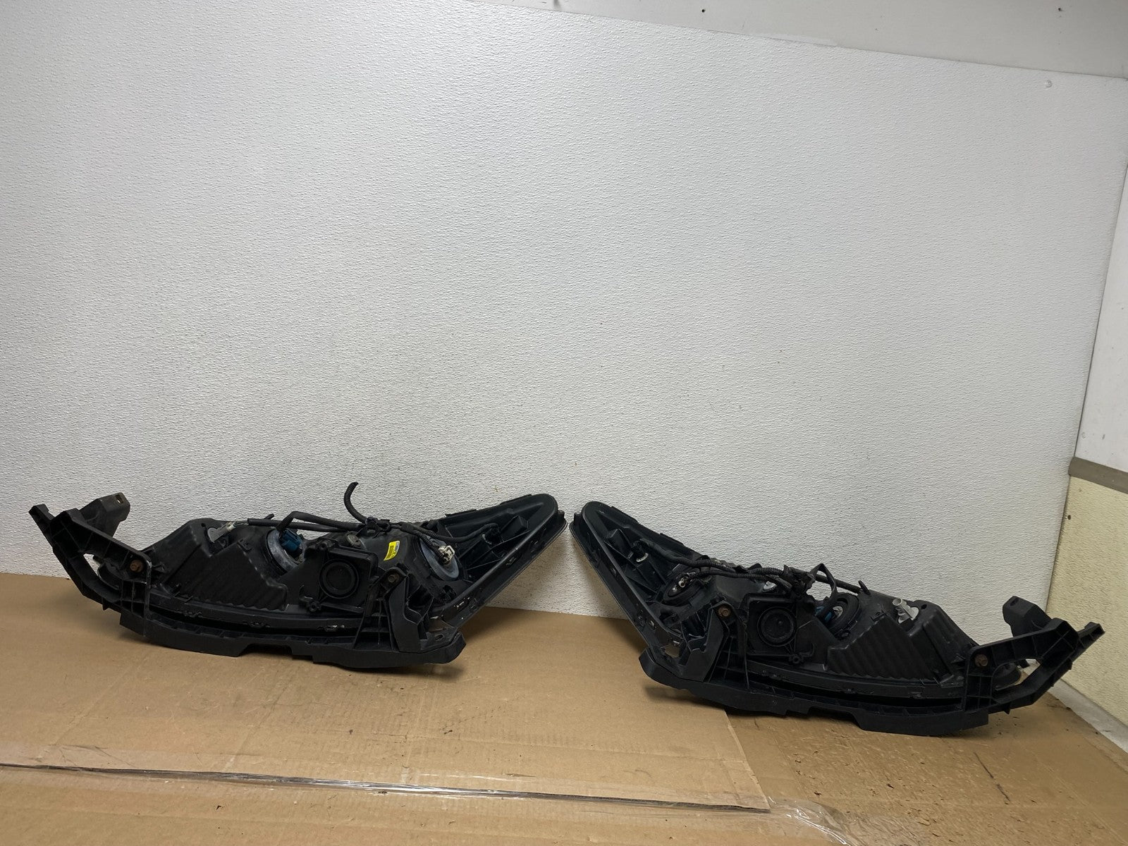 2008 to 2012 Honda Accord Sedan Left+Right Set Halogen Headlights AE6699 DW7