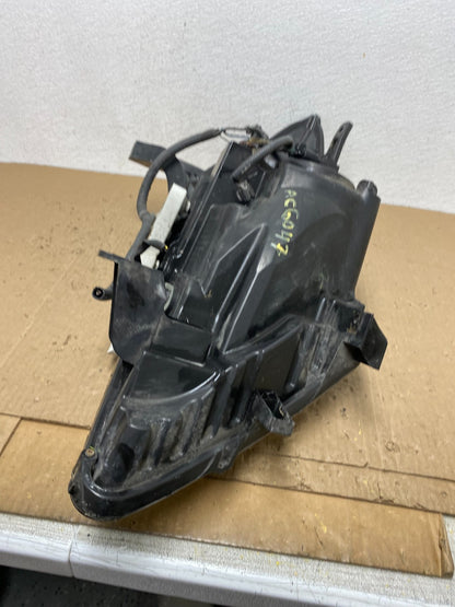 2013 - 2016 Nissan Pathfinder Left Driver LH Side Headlight Halogen AC60476