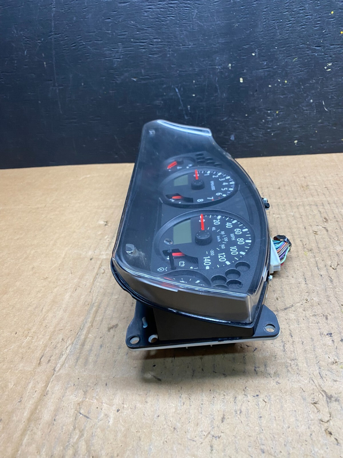 2005 to 2012 Nissan Xterra Frontier Pathfinder Speedometer Cluster Gauge N52272
