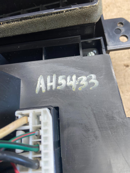 2004-2010 Toyota Sienna AC Climate Heater Temperature Control Air Vent AH5433 PS5