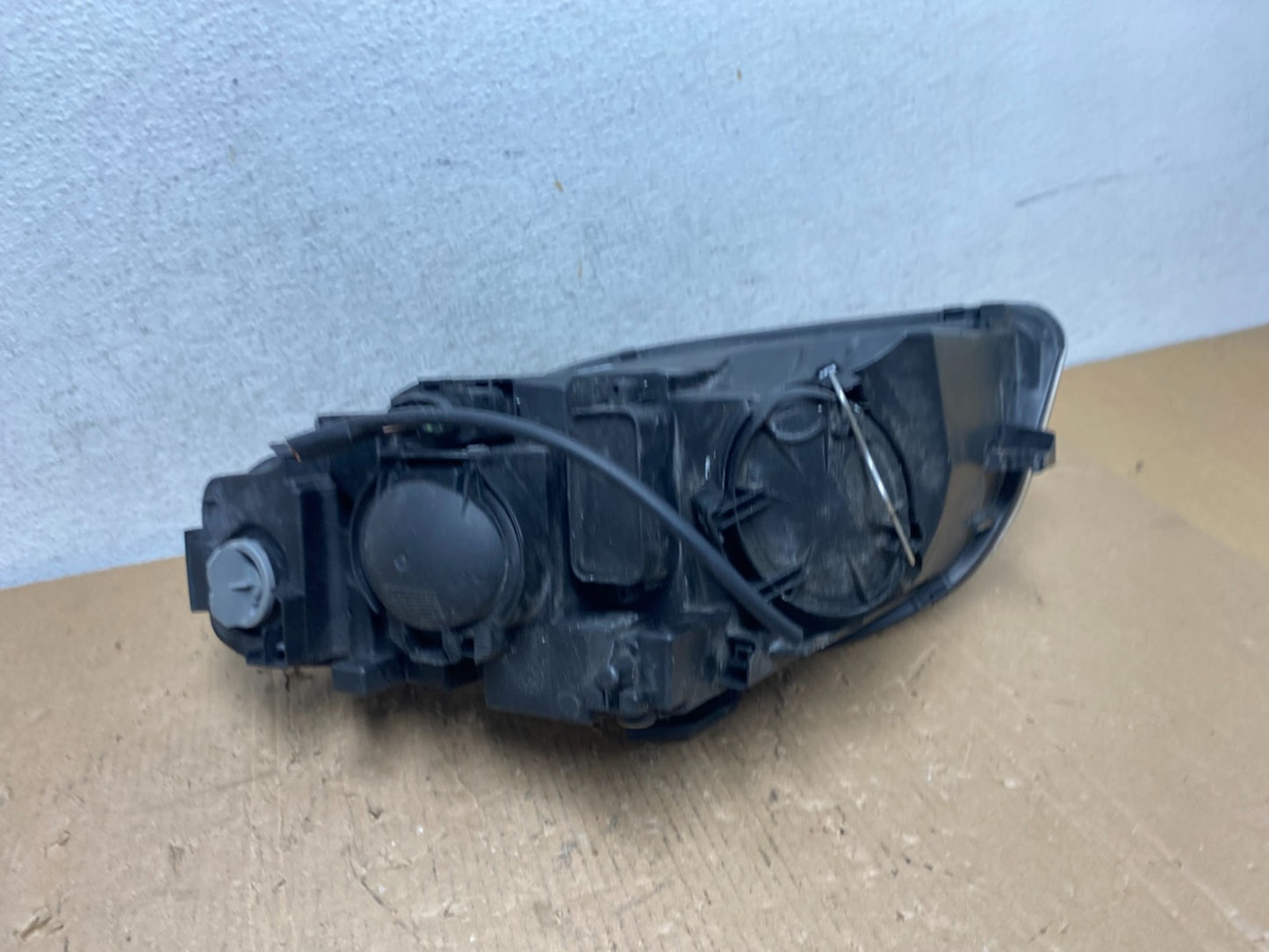 2005 2006 2007 2008 Audi A4 Right Passenger RH Halogen Headlight AD8232 DW6