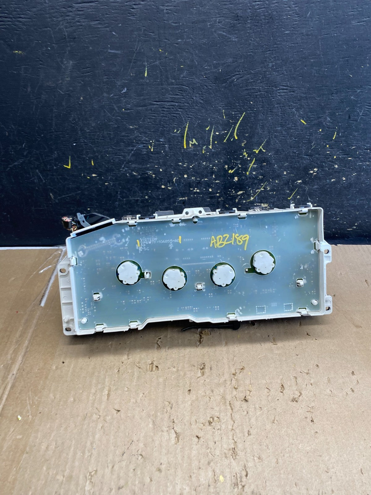 2009 to 2010 Mercury Marquis Speedometer Cluster Gauge Oem ab2189 DG3