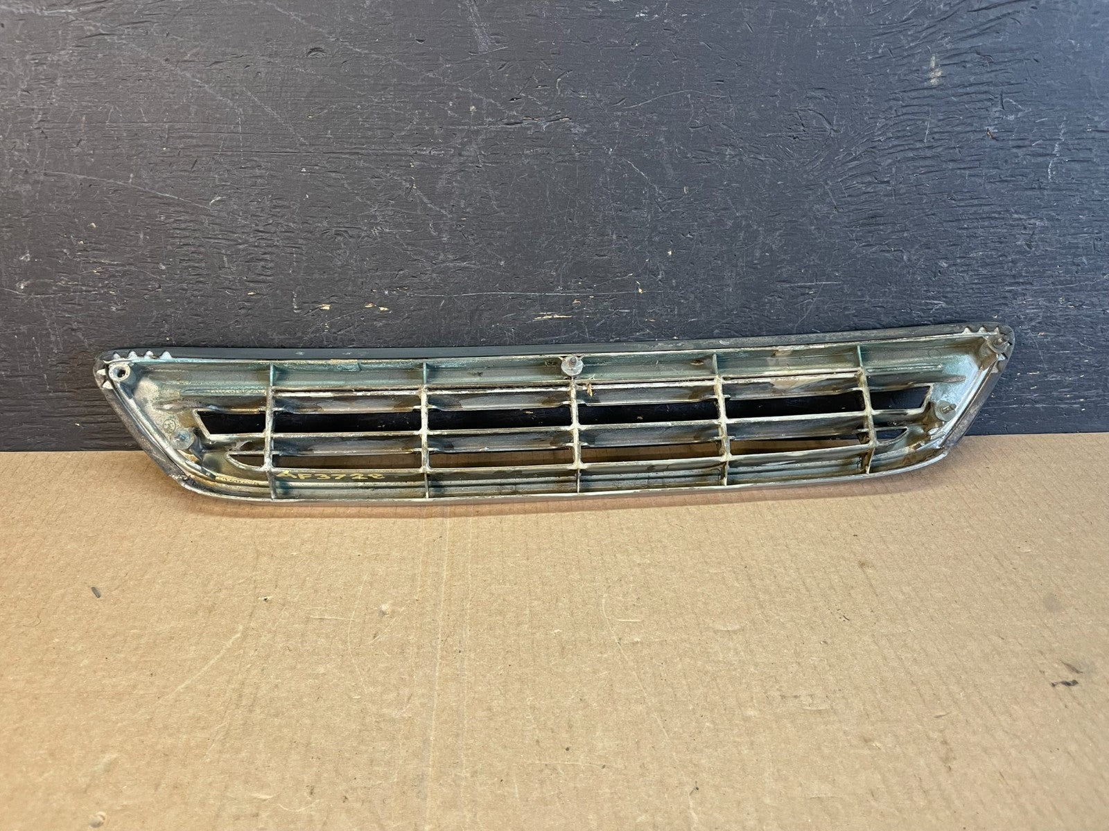 1997 to 1999 Lexus ES300 Front Grill Grille AF3728 DG3