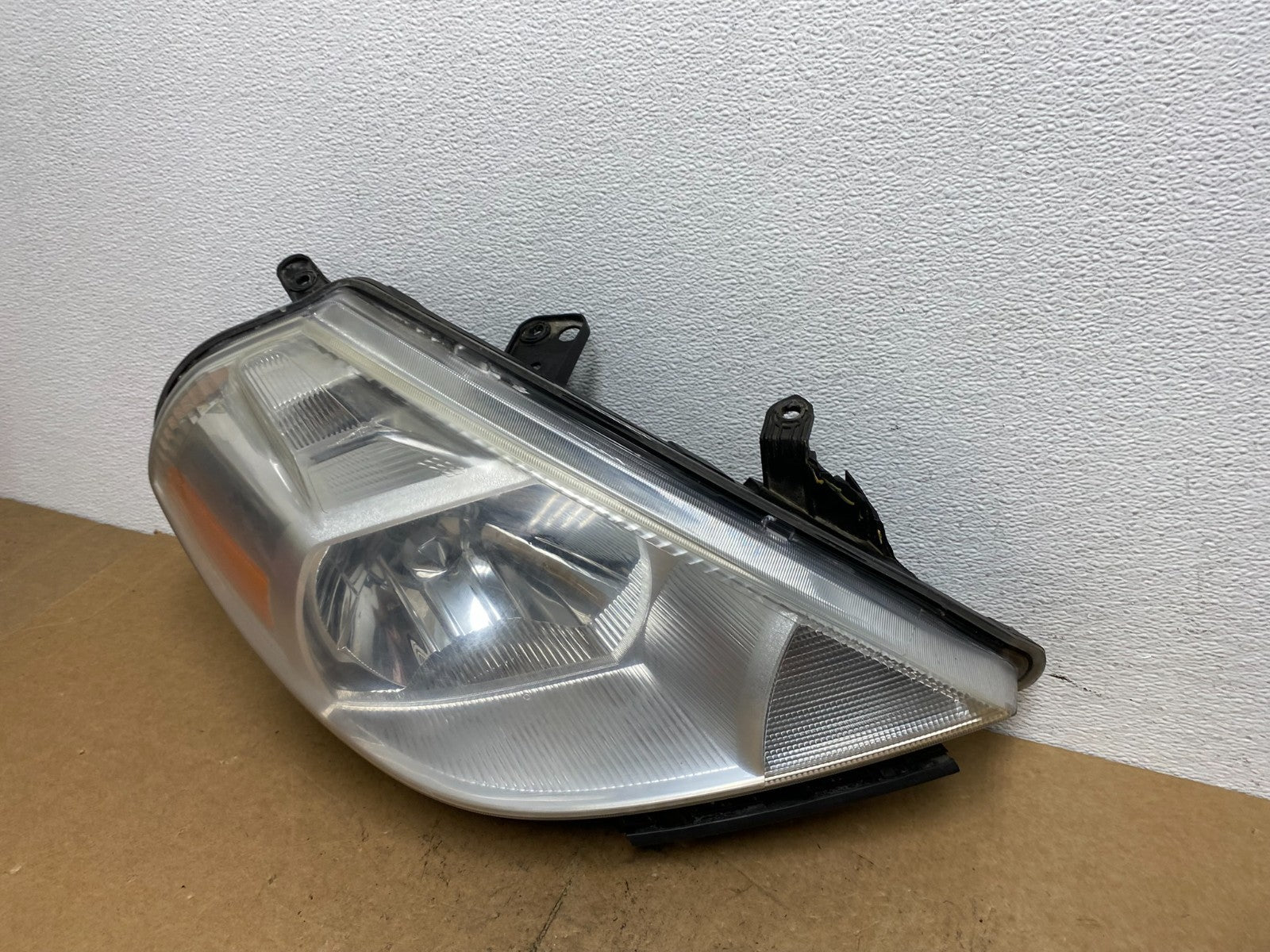 2008 to 2012 Nissan Versa Headlight Right Passenger Rh Side AC3420 DW1