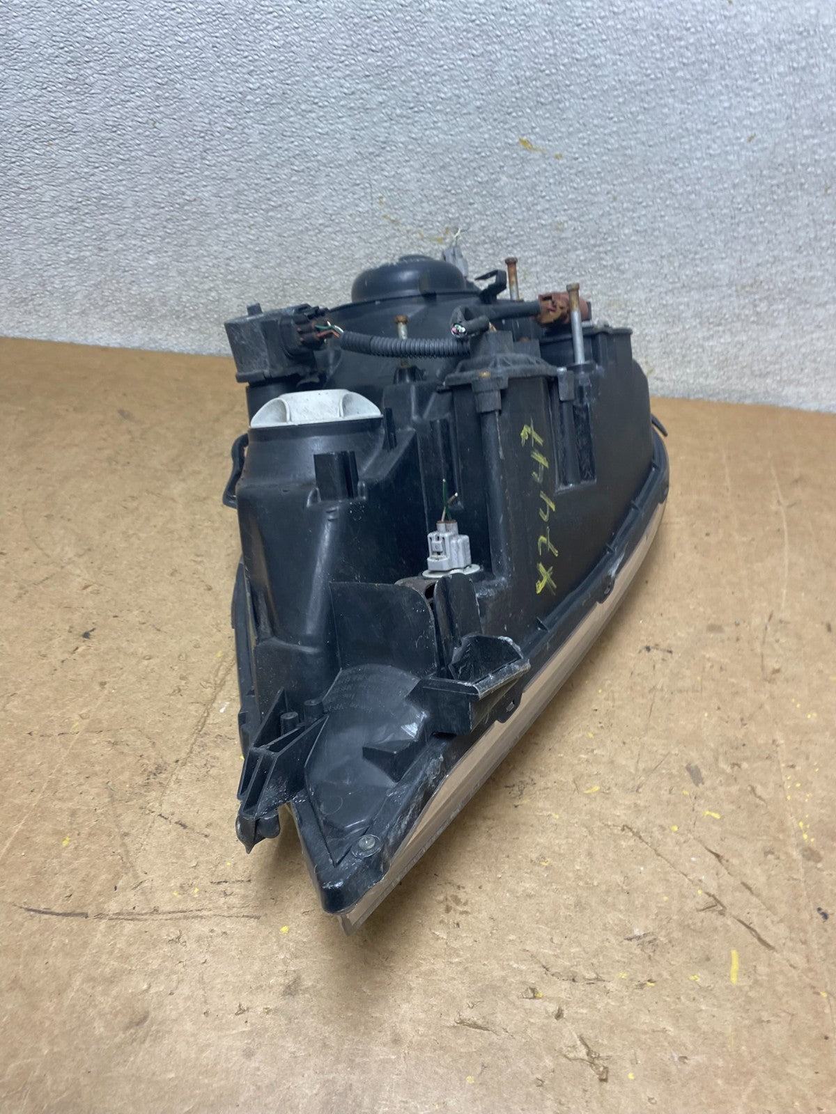 2001 2002 2003 Lexus RX300 Right Passenger Headlight Xenon HID AD2396 DW10
