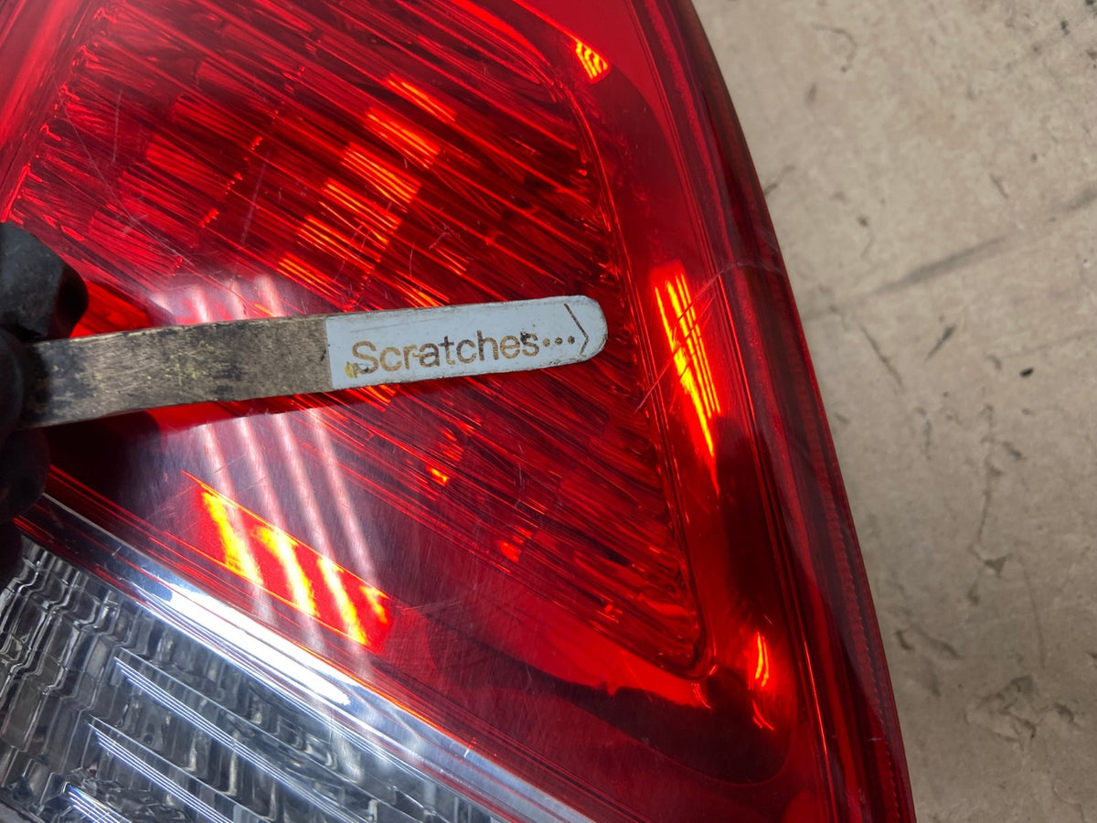 2009 to 2012 Toyota Venza Left Driver LH Side Inner Tail Light AH6934 LK3