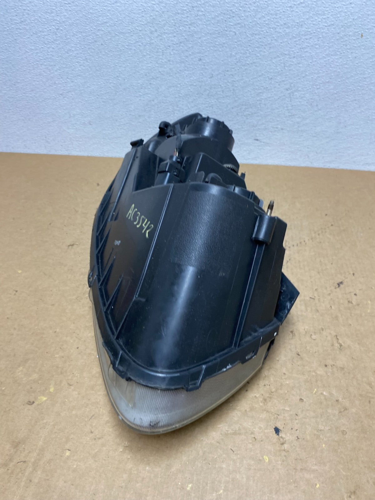 2007 2008 2009 Hyundai Santa Fe Left Driver LH Halogen Headlight AC3542 DW5
