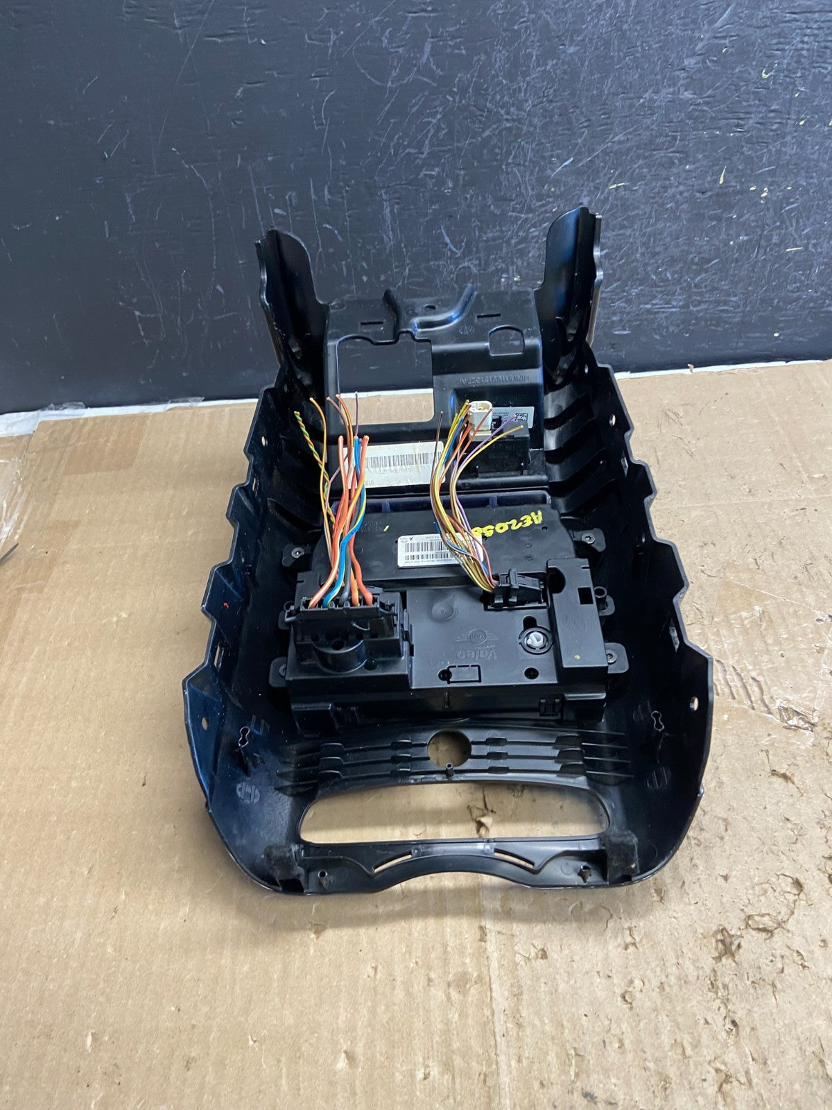2008 to 2010 Mini Cooper Center Dash Climate Window Control AE2050 DG4