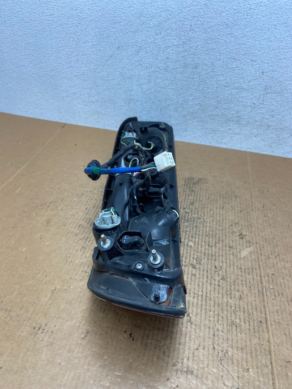 1992 - 1994 Lexus SC300 Right Passenger RH Side Tail Light AE1569 DG7