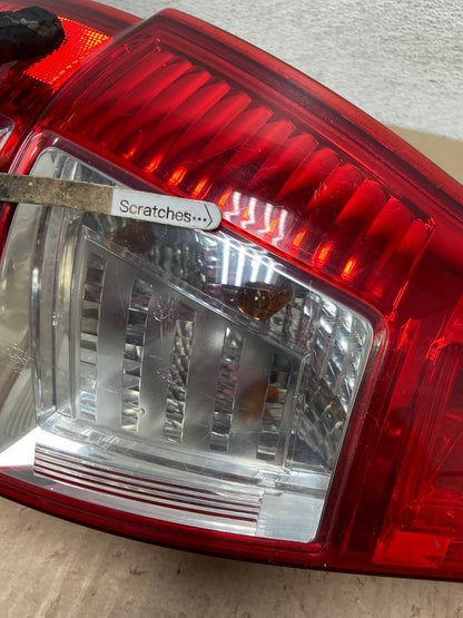 2007 - 2011 Honda Cr-v Crv Left Driver Lh Side Tail Light AE9801 LK3