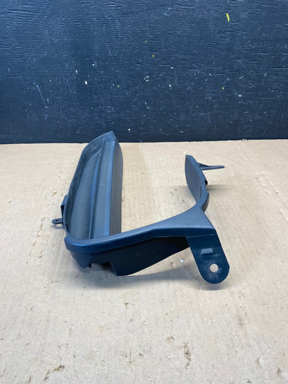 2003-2006 Porsche Cayenne Front Right Bumper Air Duct Grille Bracket M1587 DG2