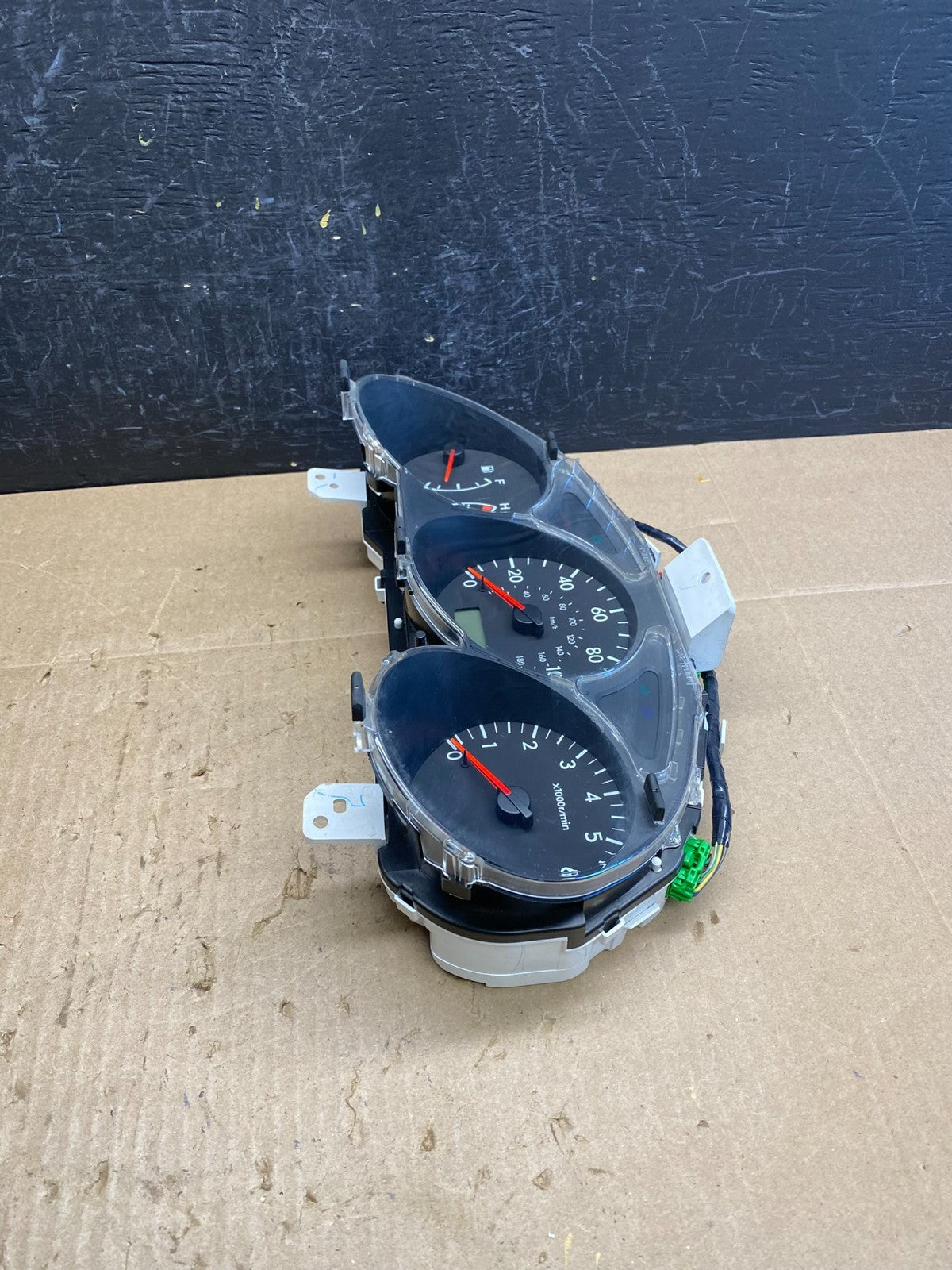 2004 Subaru Forester Speedometer Instrument Cluster Gauges AC6669 DG2