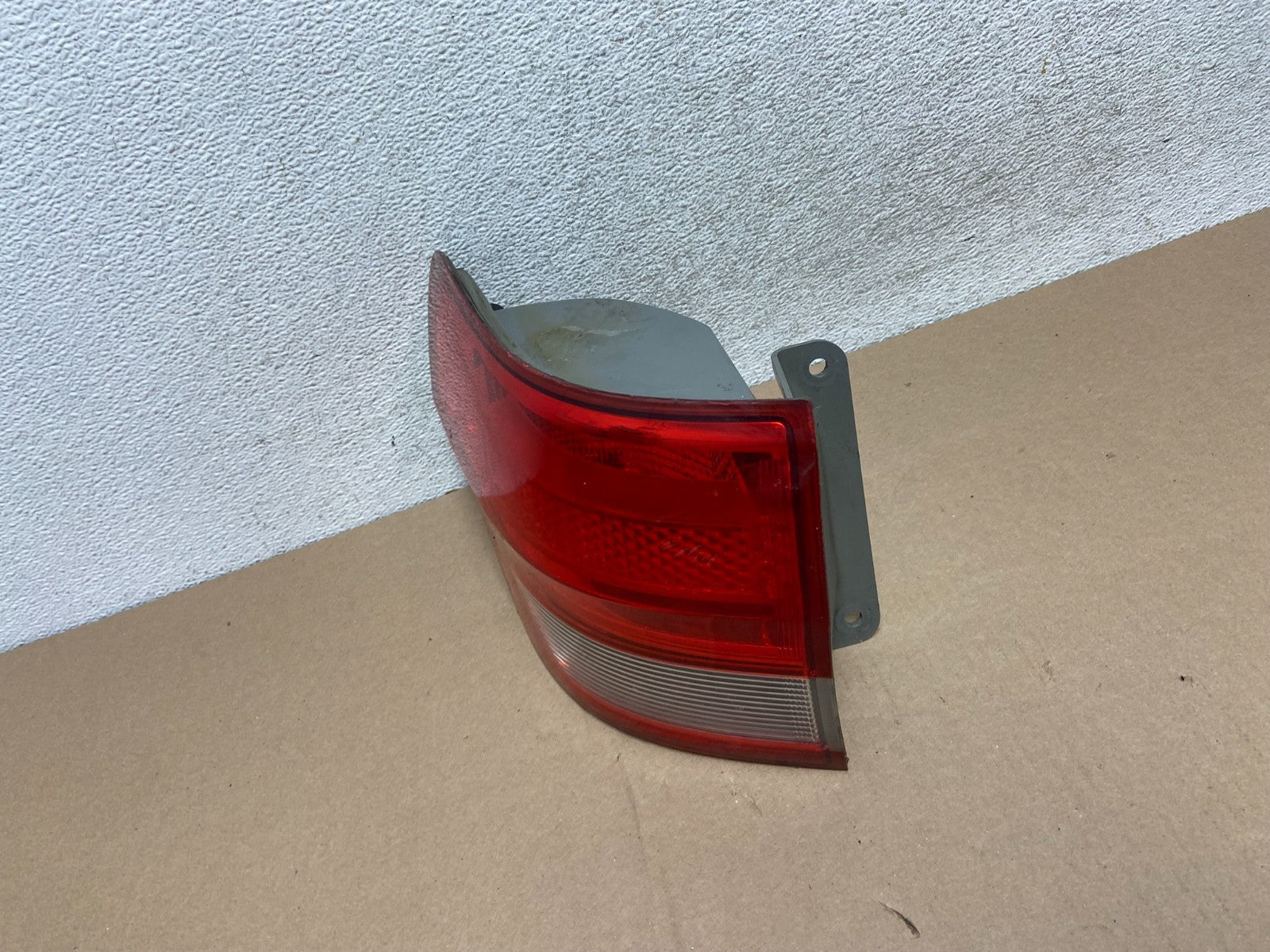 2011-2013 Jeep Grand Cherokee Left Driver Side Lh Tail Light AG6590 DW1