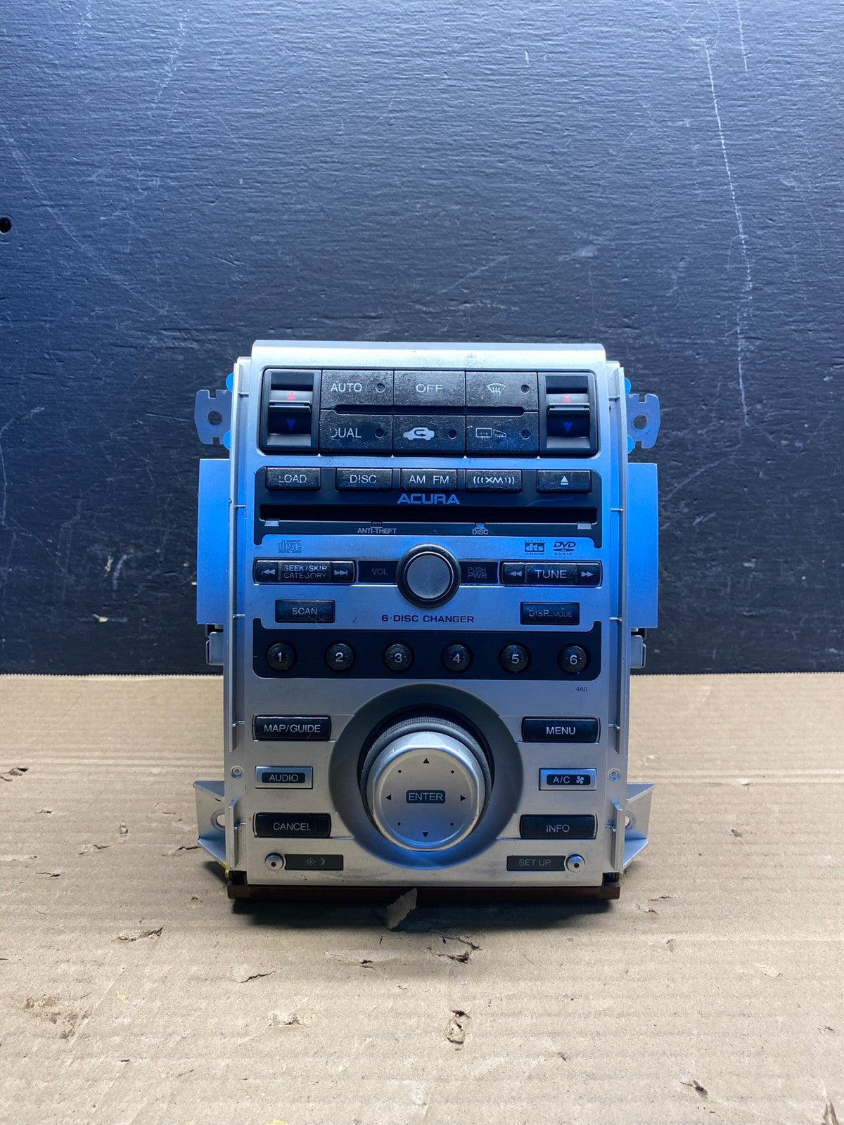 2005 to 2008 Acura RL Radio Stereo 6 CD Player Climate Control Pan ad9549 DG0