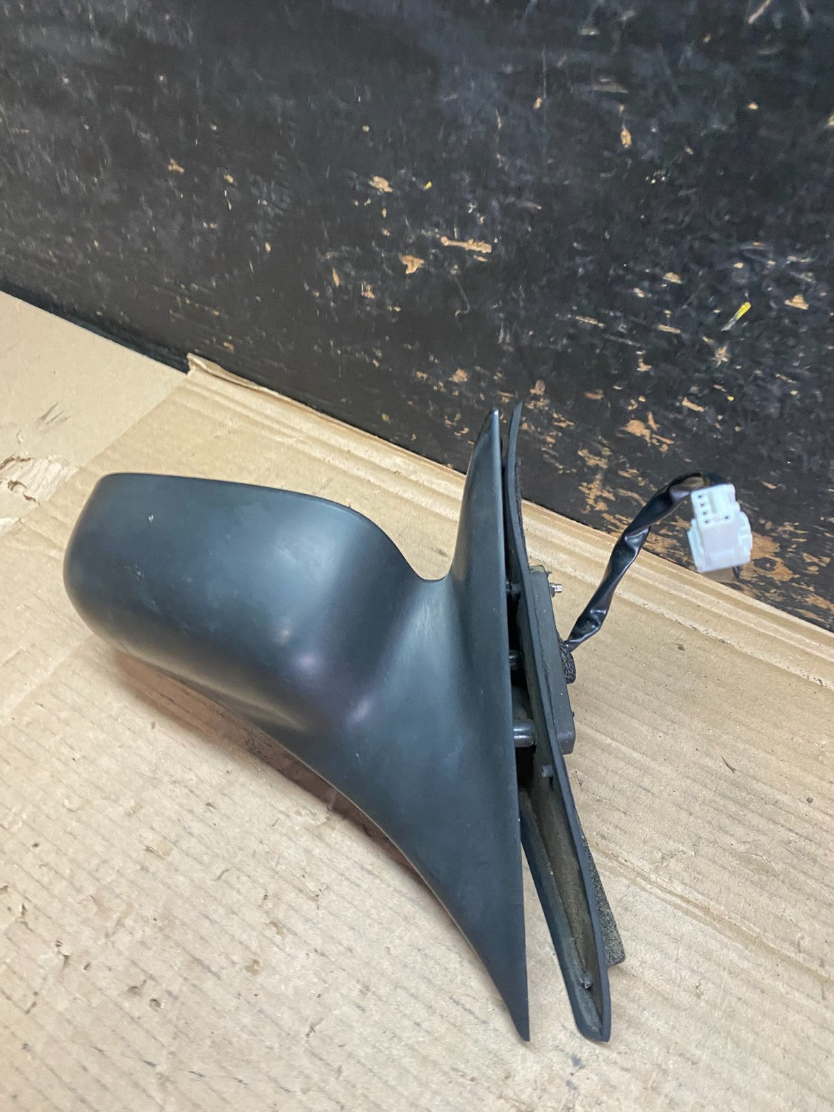 1999-2003 Mitsubishi Galant Right Passenger RH View Door Mirror OEM v2720 DG1