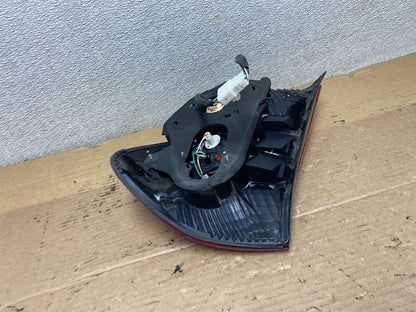 2002 2003 2004 Toyota Camry Left Driver LH Side Tail Light AB5286 LK5