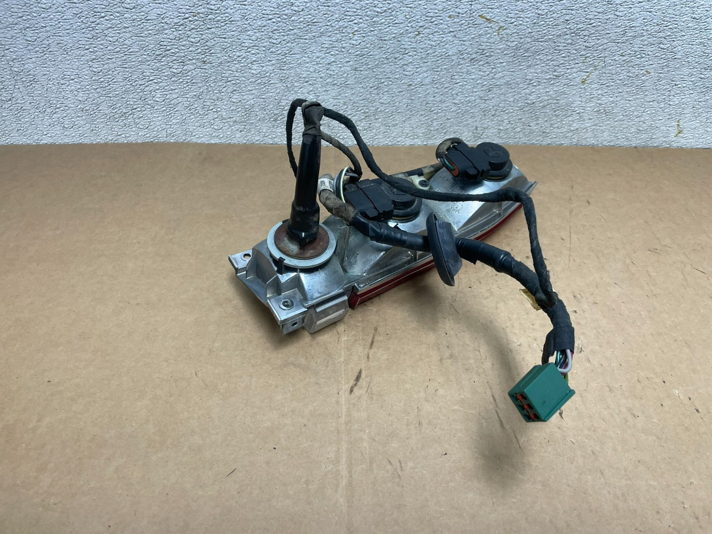 1988 to 1991 Chrysler New Yorker Left Driver LH  Tail Light Oem Q6584 DG5