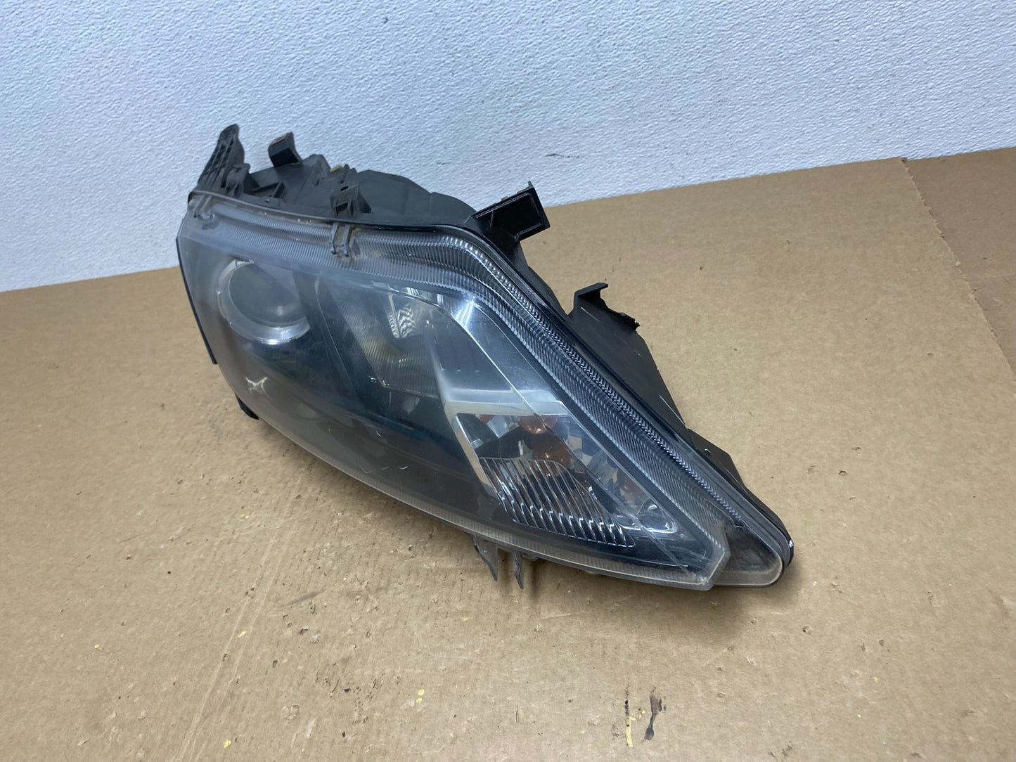 2010 2011 2012 Ford Fusion Right Passenger RH Headlight Halogen OEM AC1259 DW1