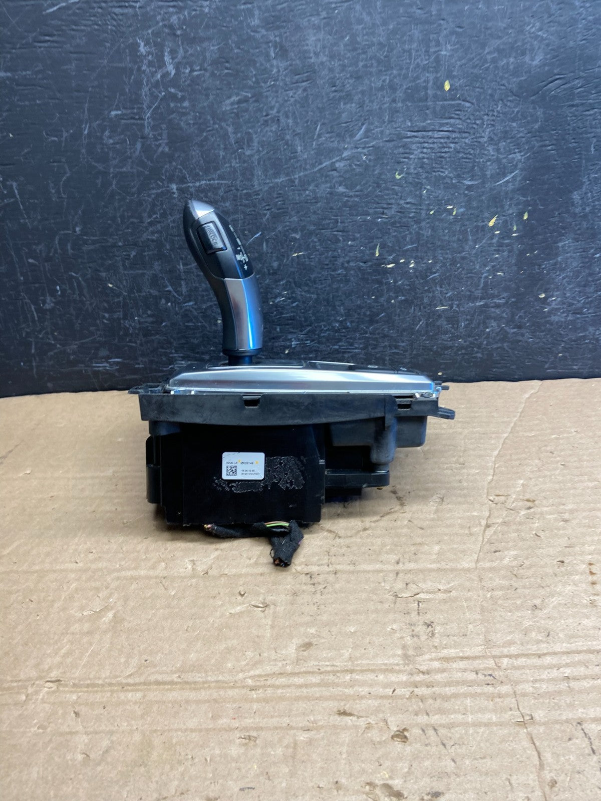 2007 to 2013 BMW X5 E70 Shift Shifter Selector Gear W/ Bezel AF2117 DG1
