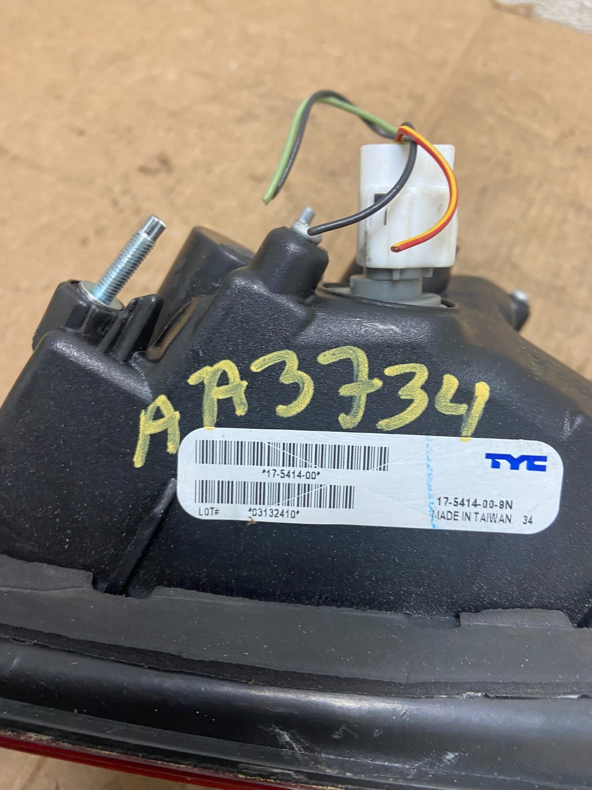 2013 2014 2015 Mazda CX-9 Left Driver LH Side Inner Tail Light TYC AA3734 DW6