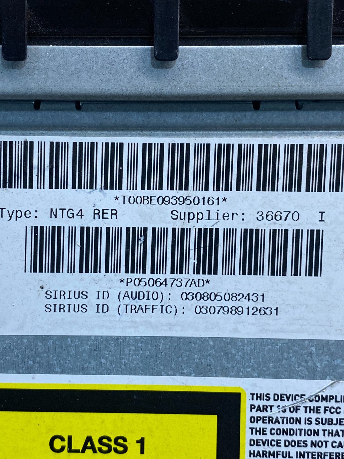 2008 2010 Jeep Dodge Chrysler Screen Display CD Player Satellite Radio AG7343 DG6