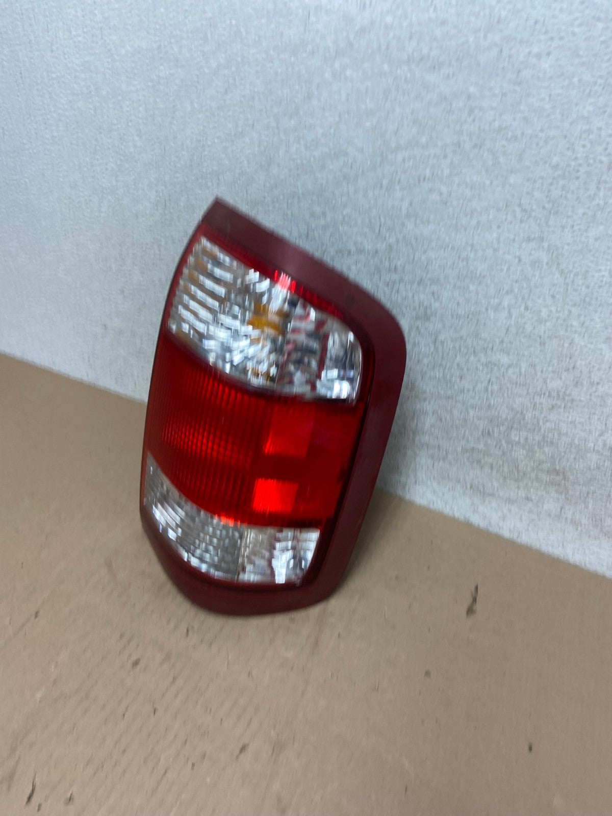 1999 to 2004 Nissan Pathfinder Right Passenger Rh Side Tail light AG6659 LK1