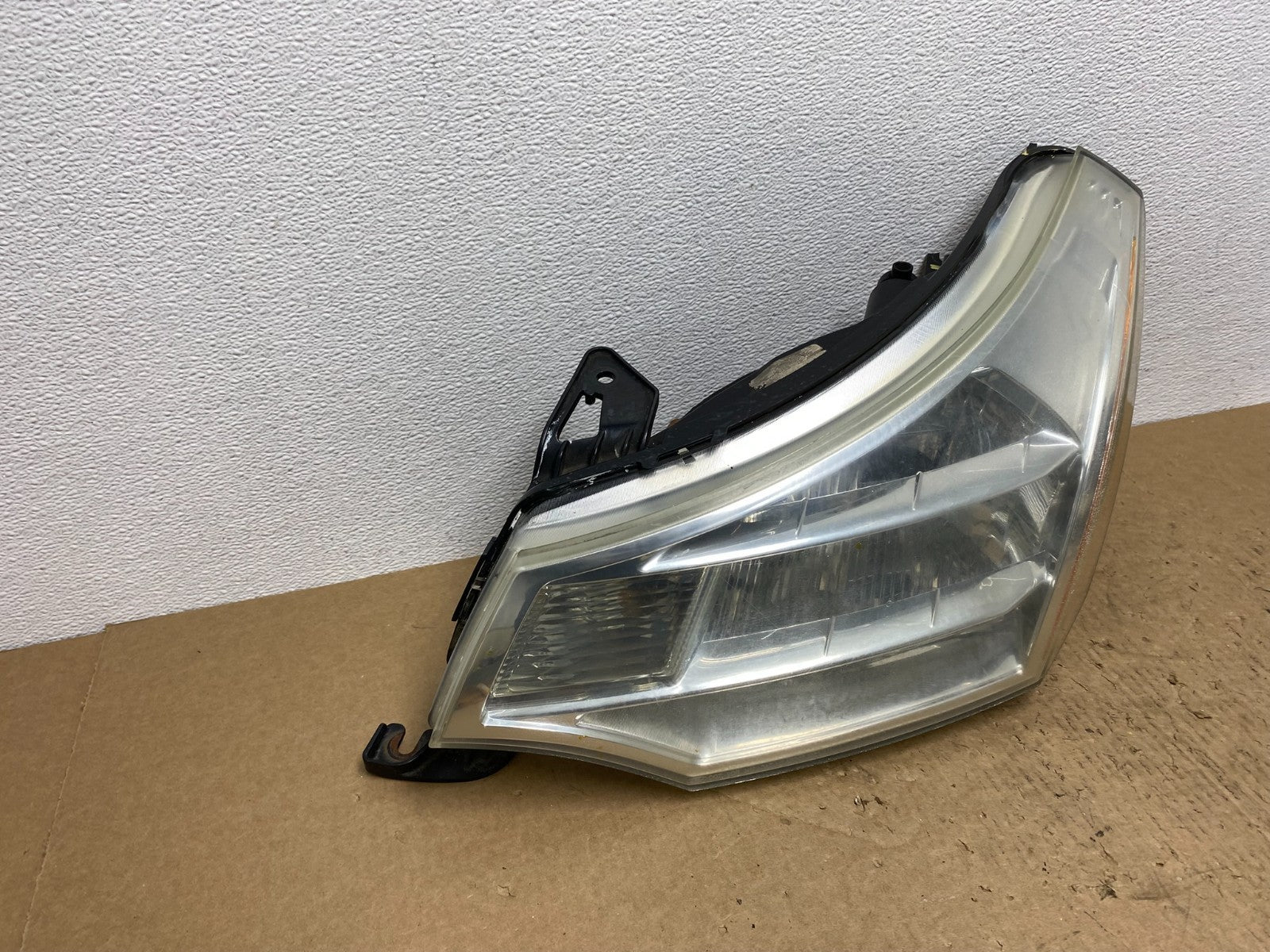 2008 2009 2010 2011 Ford Focus Left Driver Lh Headlight Halogen AC1587 DW2