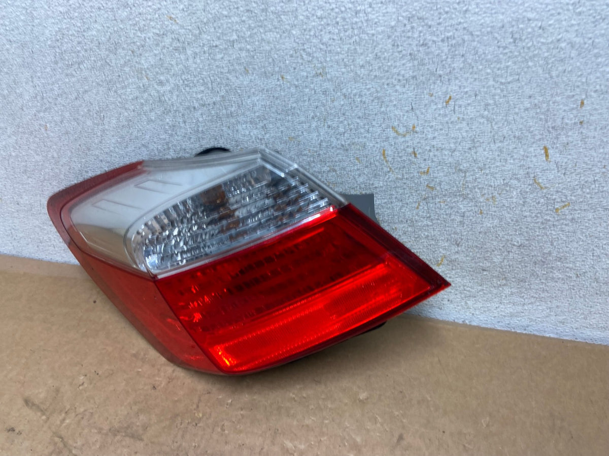 2013 to 2015 Honda Accord Sedan Left Driver LED Tail light AI3512 LK1