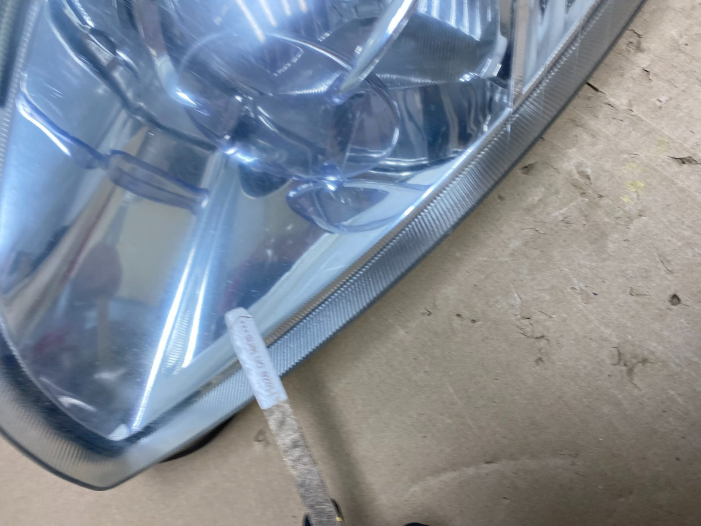 2006-2007 Mitsubishi Eclipse Left Driver LH Side Halogen Headlight AG6967 DW4