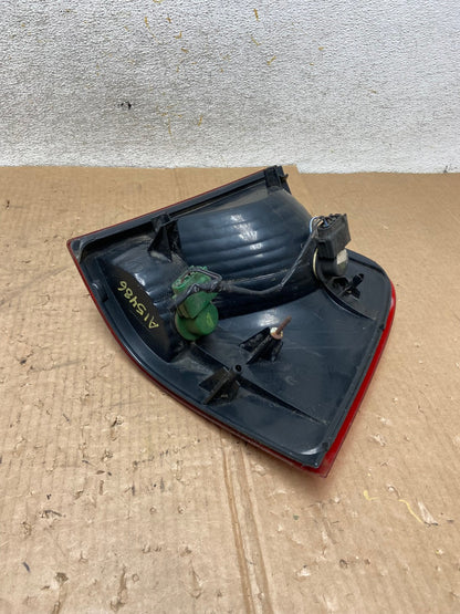 2002 to 2005 Ford Explorer Left Driver Lh Side Tail light AI5486 LK9