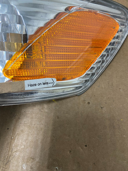 2000 - 2001 Toyota Camry Front Left Driver Lh Turn Signal AA2782 DW4