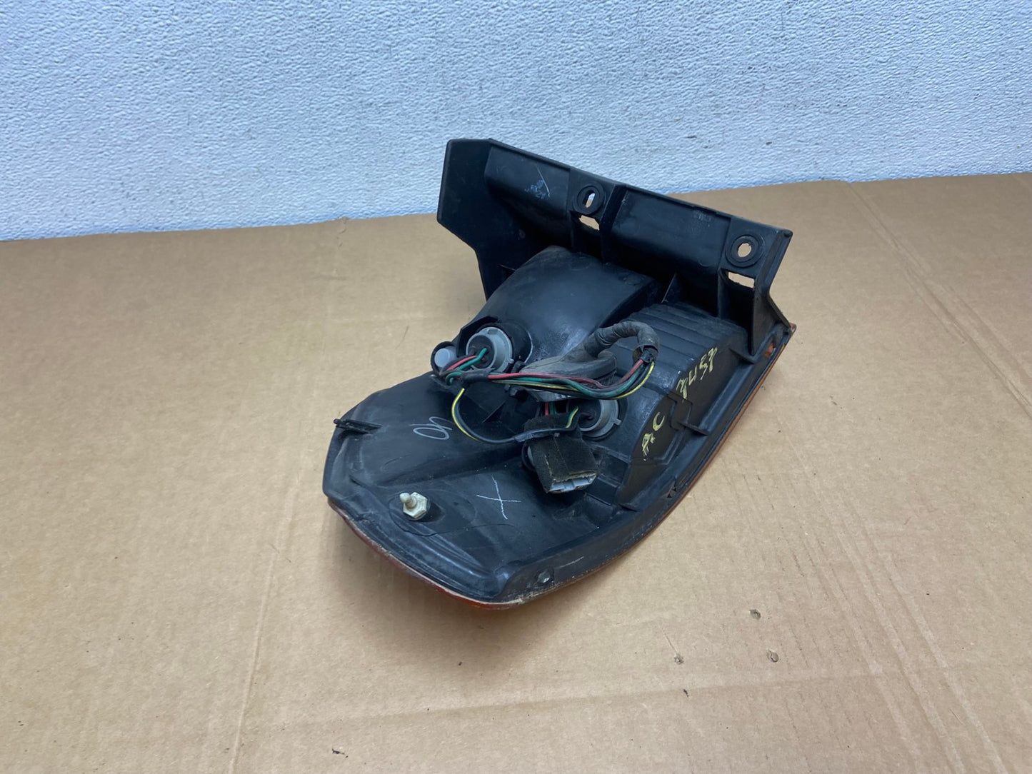 2002 2003 2004 Honda Odyssey Right Passenger Side Tail Light AC7457 LK5