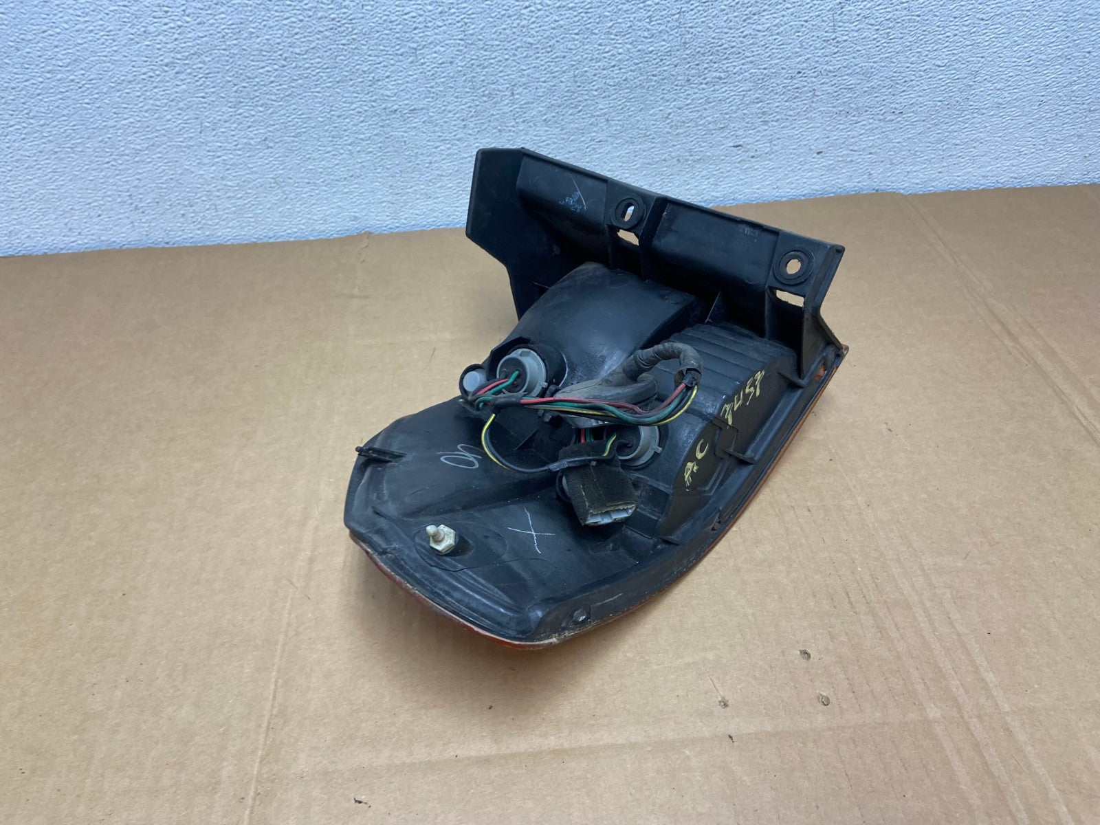 2002 2003 2004 Honda Odyssey Right Passenger Side Tail Light AC7457 LK5