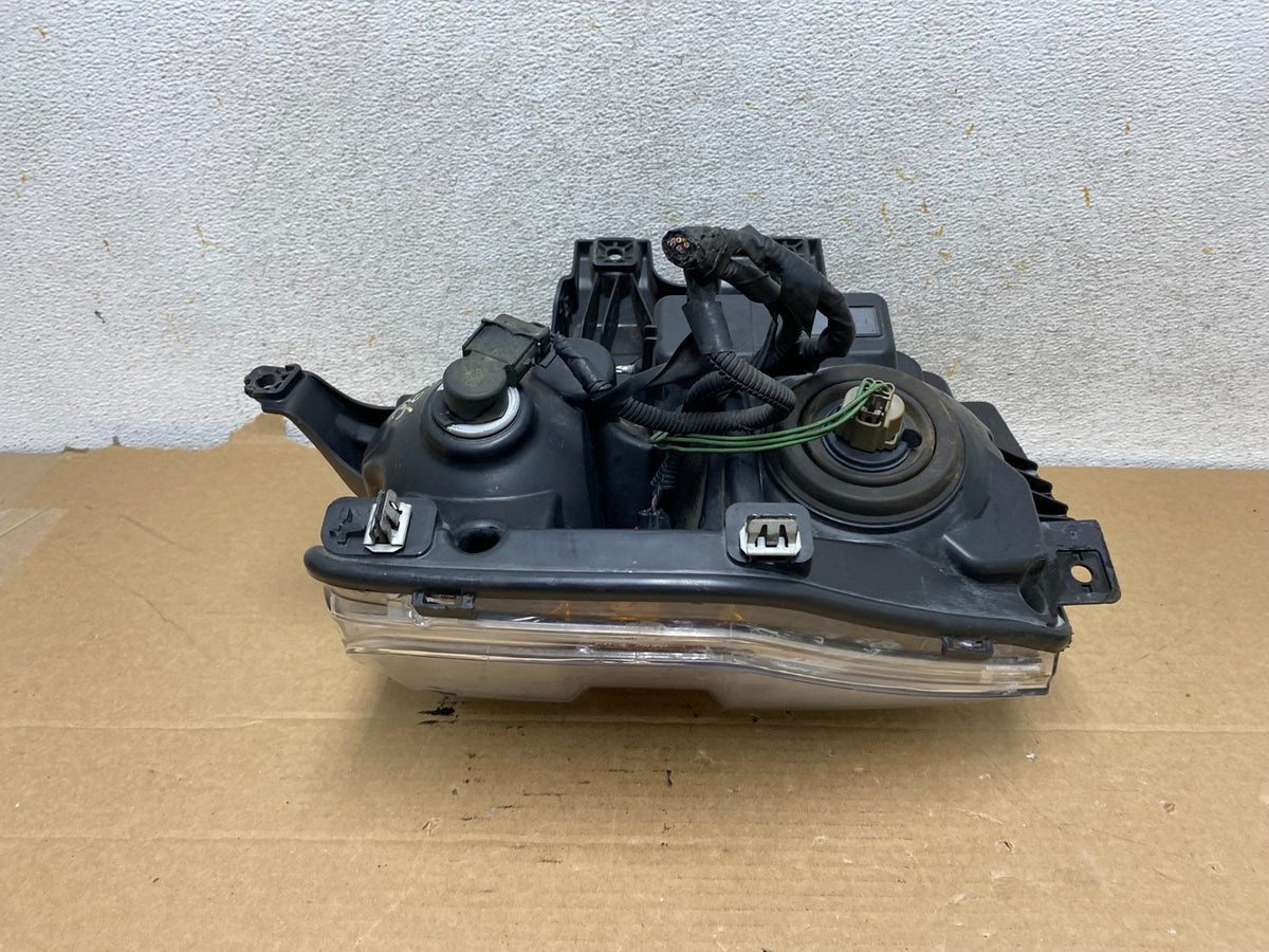2008 to 2010 Ford F250 Super Duty Left Driver LH Side Headlight AH7796 DW7