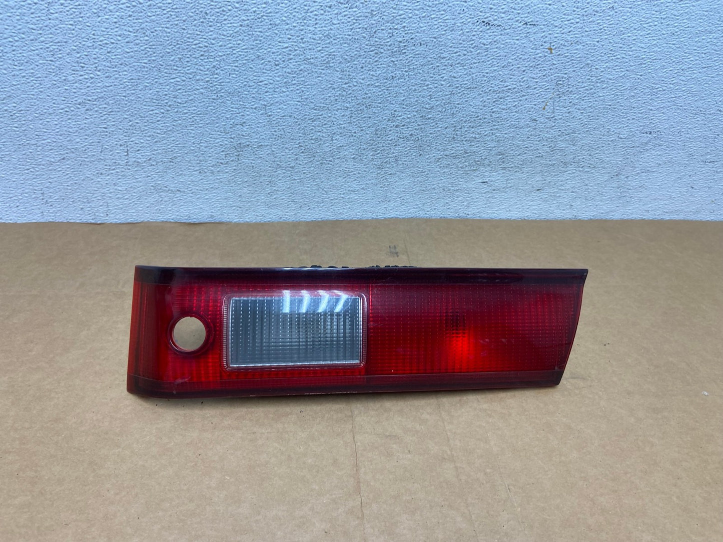 1997 1998 1999 Toyota Camry Tail Light Inner Right Passenger AD4413 LK0