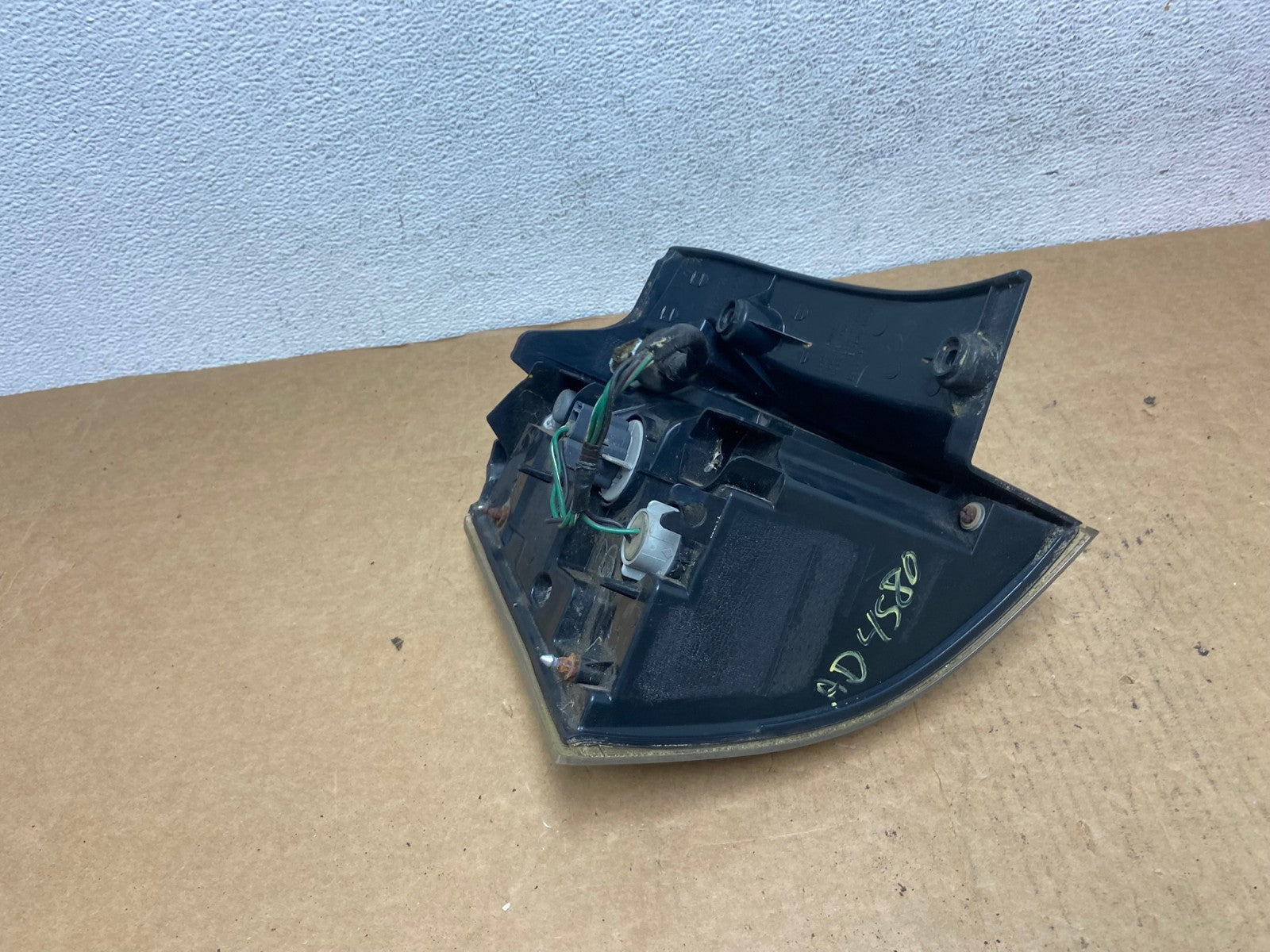 2007-2013 Mitsubishi Outlander Right Passenger Rh Side Tail Light AD4580 LK5