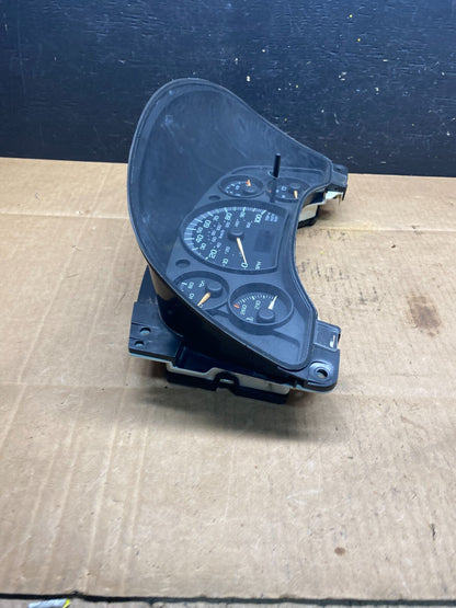 2004 to 2007 Chevrolet Express Speedometer Cluster Gauge O1331 PS1