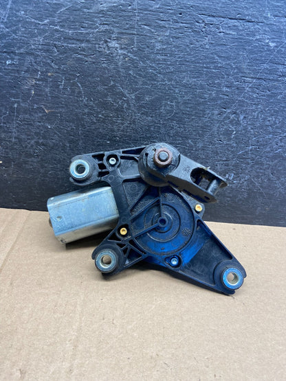 2004 to 2010 Chrysler PT Cruiser Rear Hatch Wiper Motor AE23290