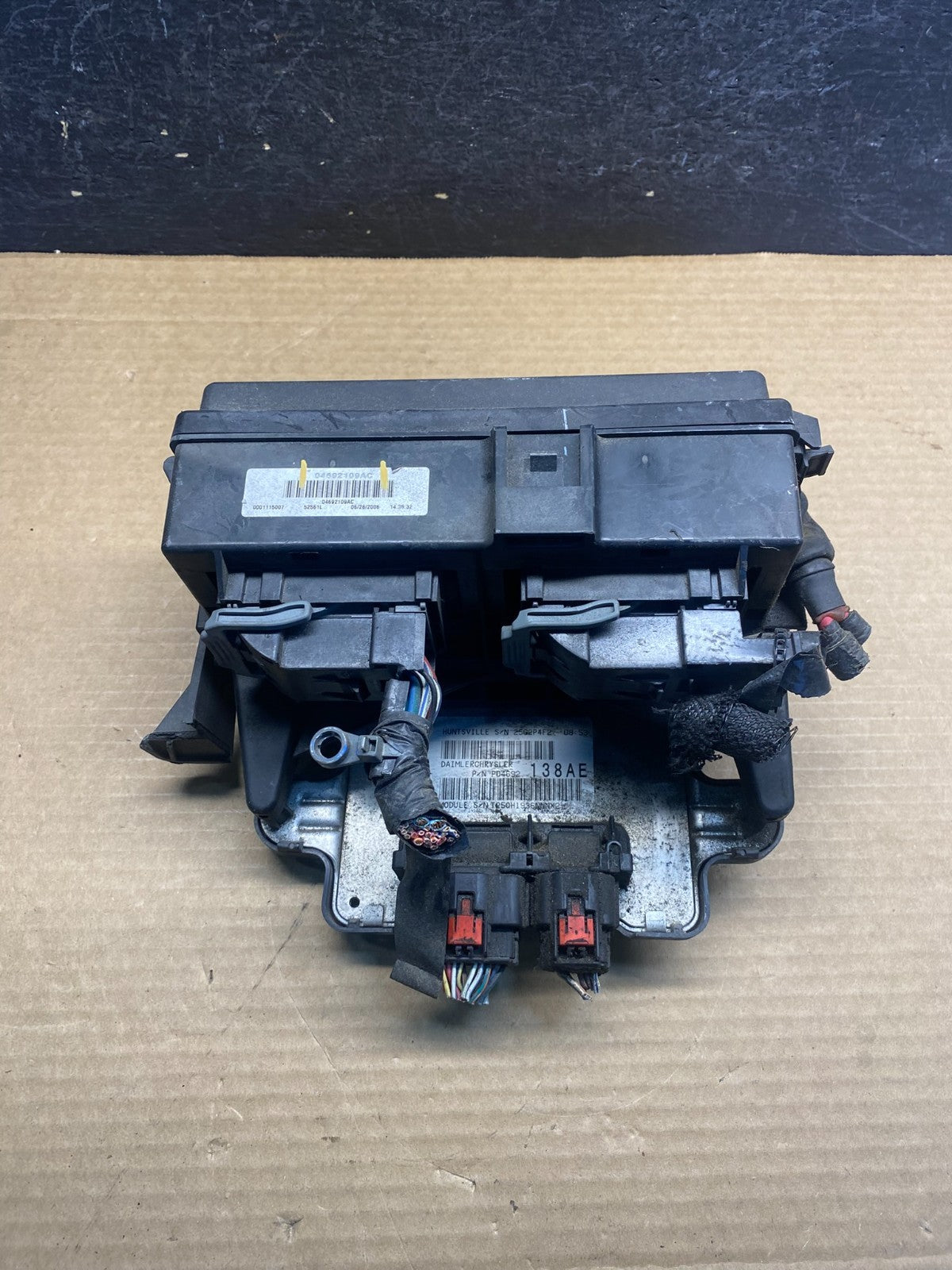 2007 Jeep Grand Cherokee Integrated Power Fuse Box 04692109ac AF4134 DW0