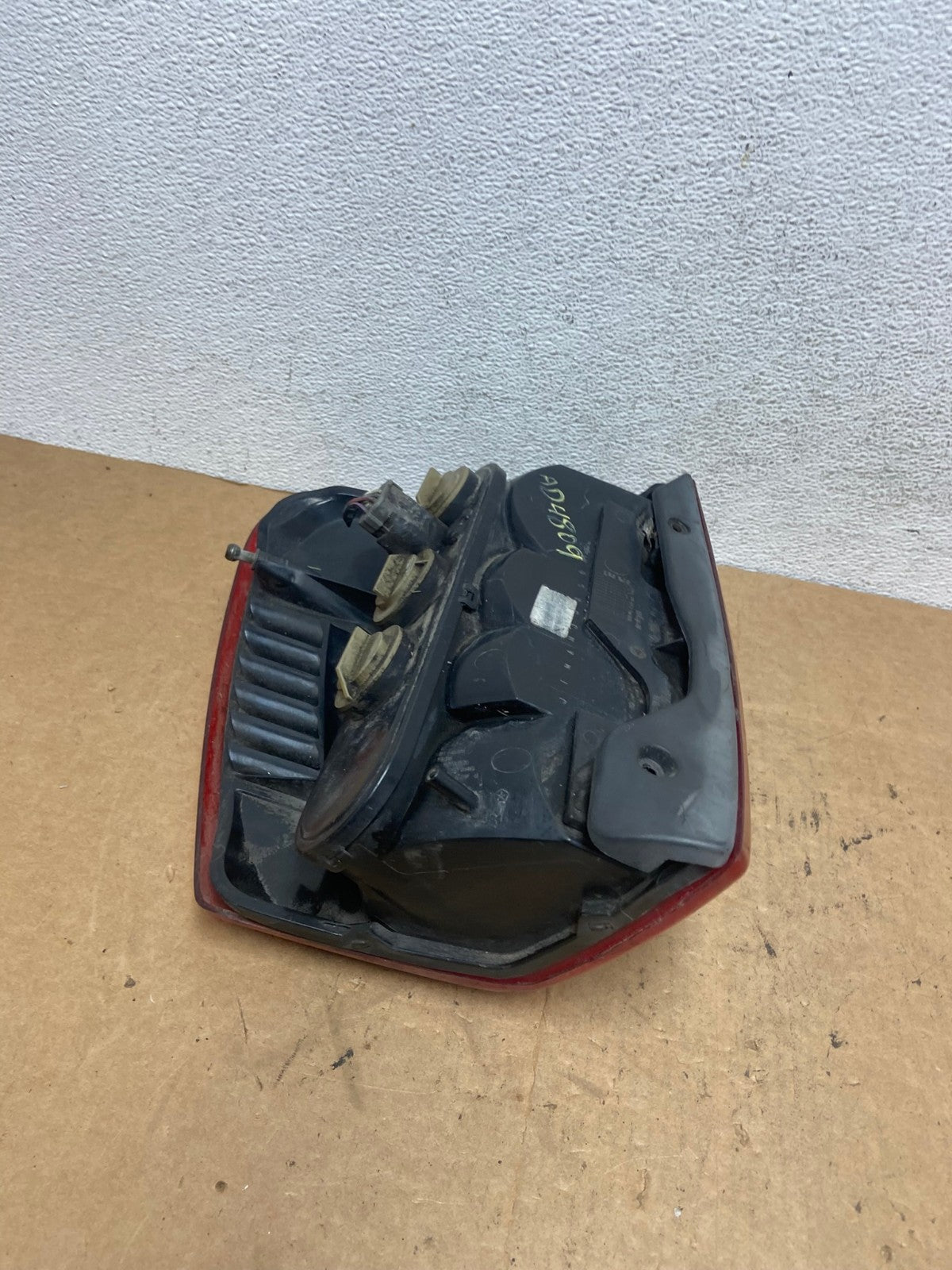 1999-2004 Jeep Grand Cherokee WJ Right Passenger Rh Tail Light AD4809 LK6
