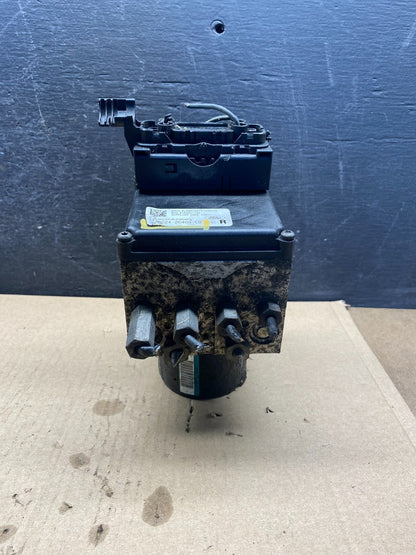 2011 - 2014 Ford E250 E350 Van ABS Anti Lock Brake Pump Module AH3206 DG1