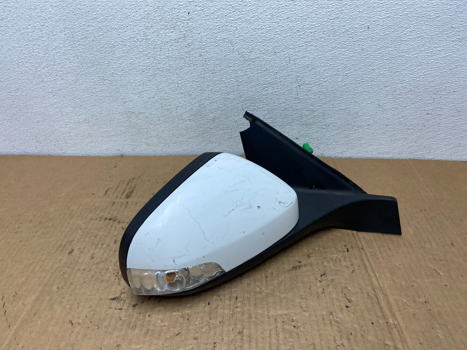 2007 to 2011 Volvo S80 Right Passenger RH Side View Door Mirror AC7819 DG2