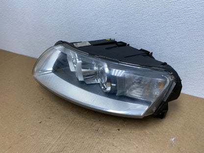 2005 to 2008 Audi A6 Left Driver Side Headlight Xenon HID OEM AC1370 DW1