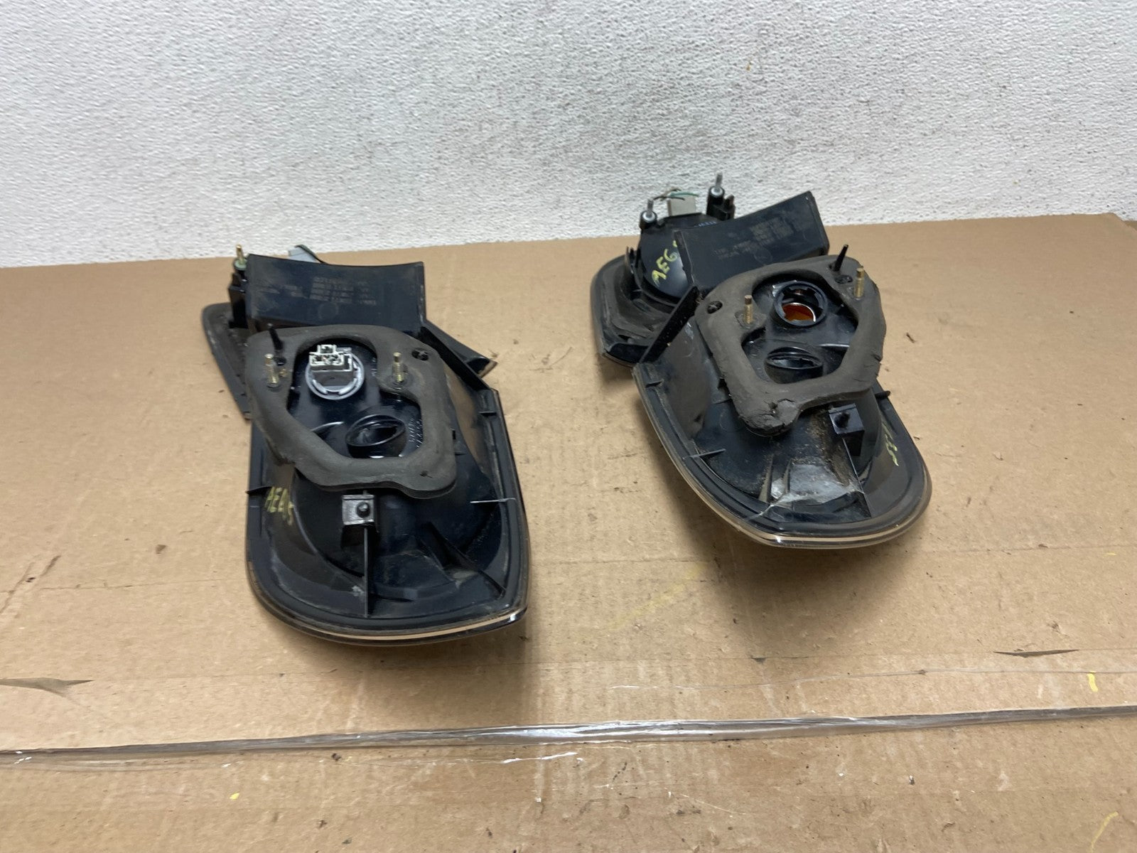 2004 2005 2006 Mazda 3 Hatchback Left+Right Side Tail Lights AE6835 DW7