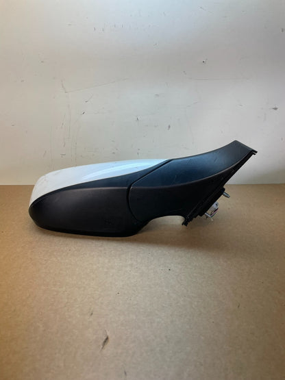 2013 to 2016 Hyundai Elantra Right Passenger RH View Door Mirror AG2823 DW3
