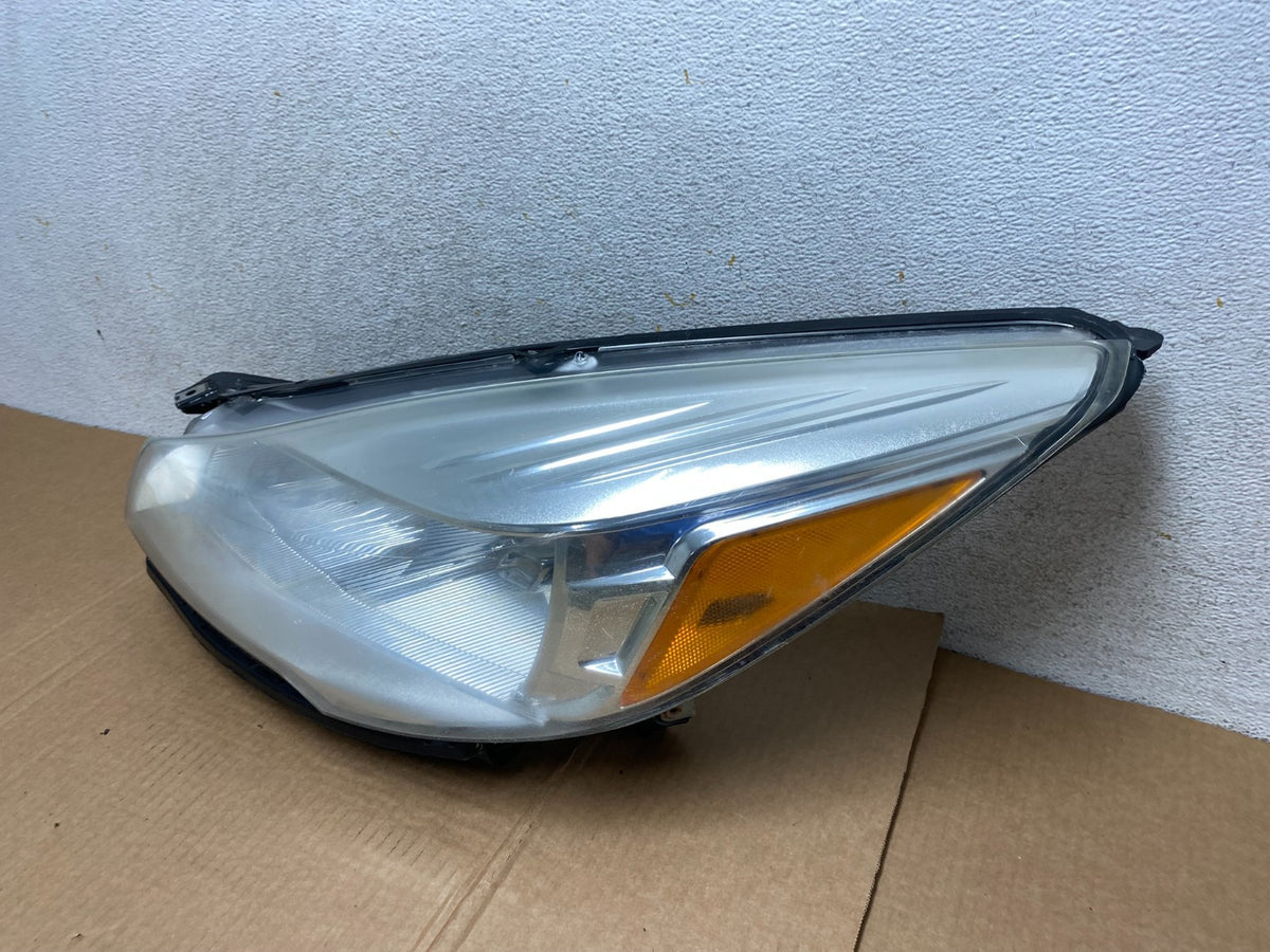 2013 - 2016 Ford Escape Headlight Left Driver Lh Side Halogen AI3744 DW1