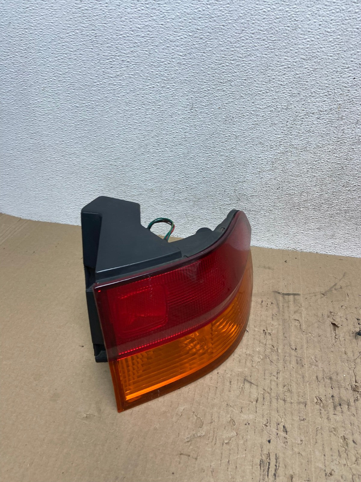 2002 2003 2004 Honda Odyssey Right Passenger Side Tail Light AF5984 LK2
