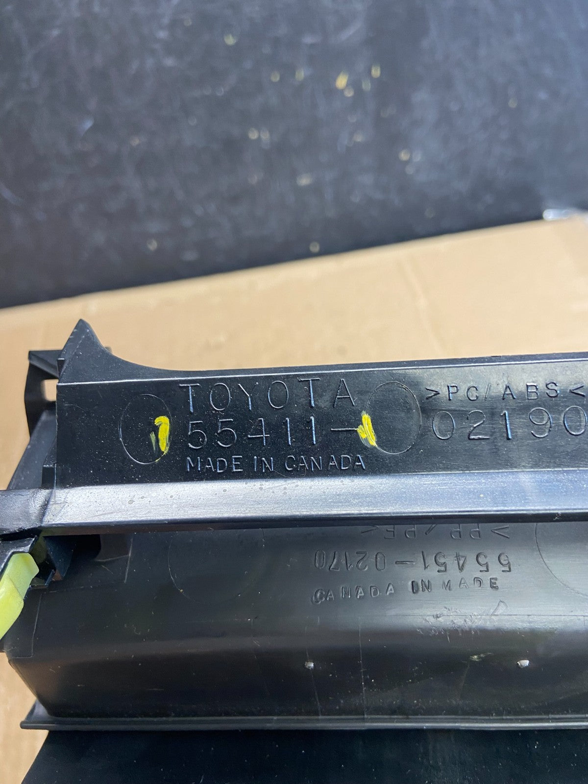 2003 to 2008 Toyota Corolla Matrix Climate Heater A/C AC Control Panel ad2241 DG5