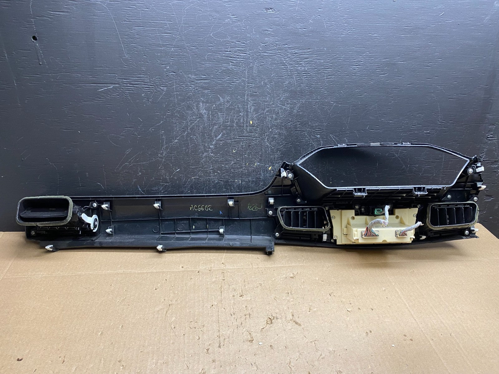 2011-2014 Honda Odyssey Dash Climate Control A/C Cluster Trim Bezel OE AC6602 DG6