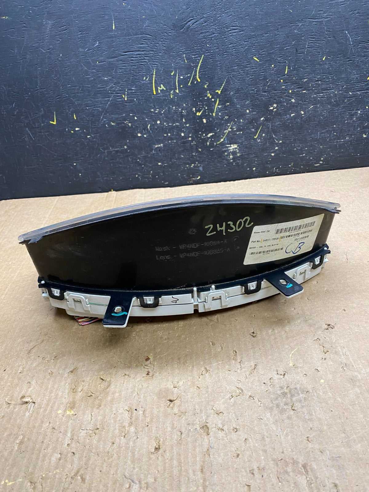 2004 to 2005  Nissan Titan Speedometer Cluster Gauge Bezel z4302 DG3
